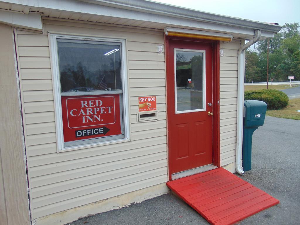 Red Carpet Inn Duncannon New Buffalo Esterno foto