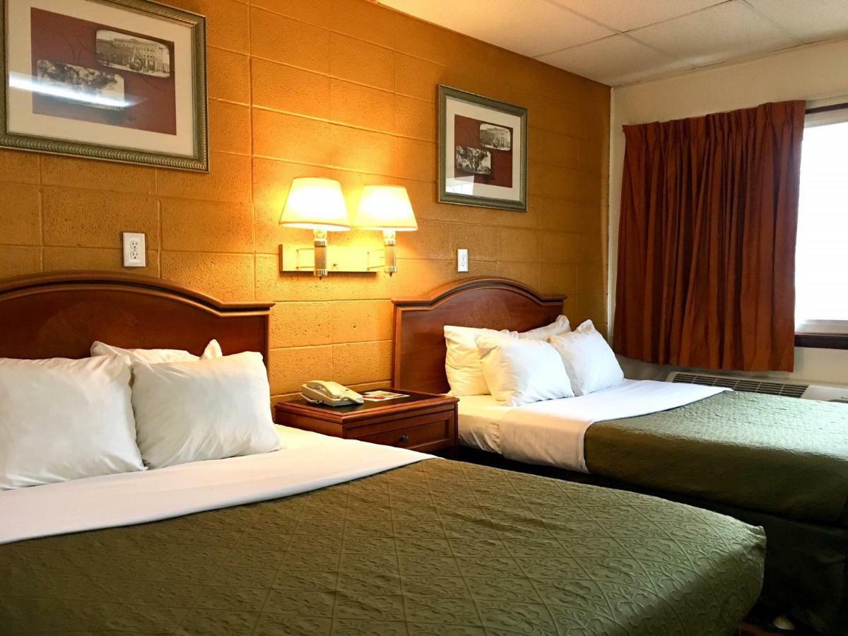 Red Carpet Inn Duncannon New Buffalo Esterno foto